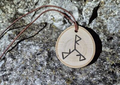 Binde Runen Amulett